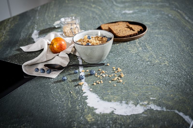 Arbeitsfläche - Naturstein Alpengruen Semi Gloss